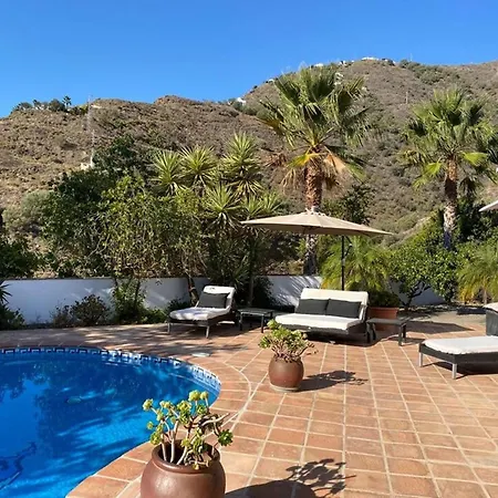 Villa Superb In A Beautiful Location