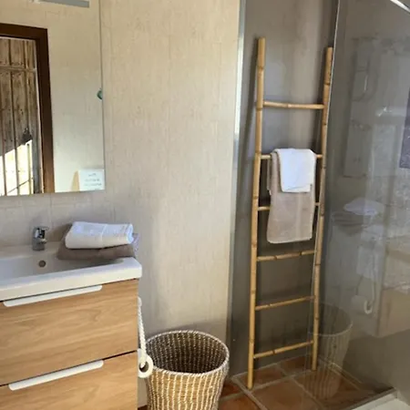 Villa Superb In A Beautiful Location Arenas (Malaga)