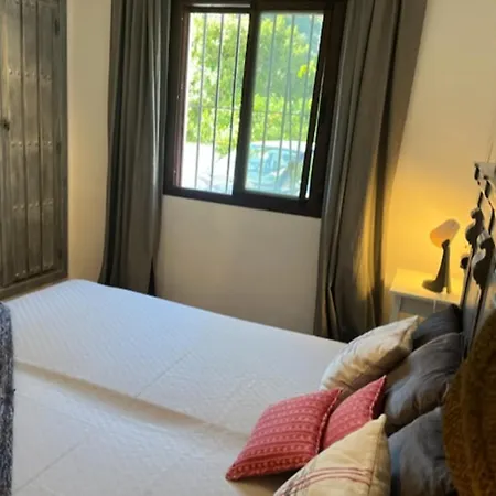 Superb In A Beautiful Location Villa Arenas (Malaga)